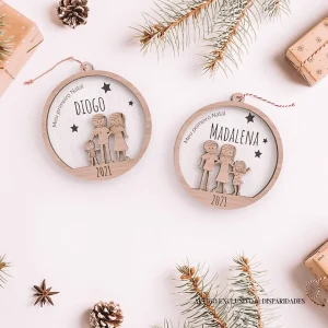 Bola 'O meu primeiro Natal' em Madeira - Personalizada