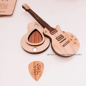 Guitarra Porta-Palhetas em Madeira Rústica