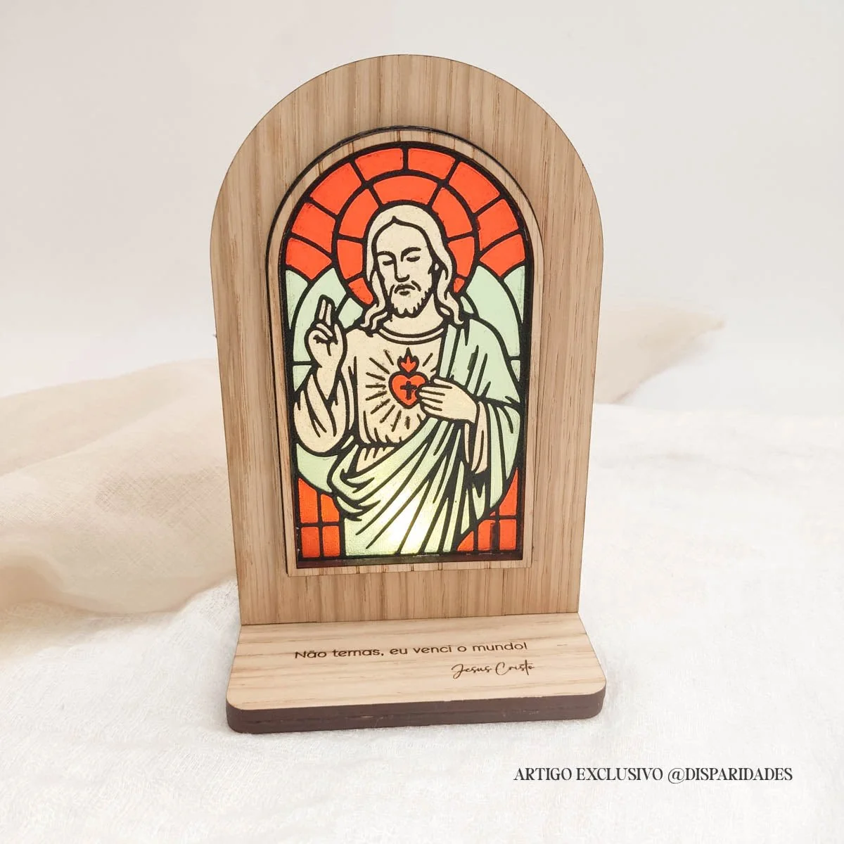 Oratório em Madeira com Vitral | Sagrado Coração de Jesus