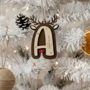 Pendente de Natal em Madeira | Rena Inicial Personalizada
